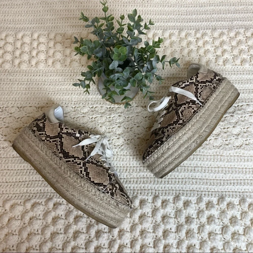 Steve MADDEN Women’s Parade Platform Snakeskin Espadrille Sneaker Brown Black 10